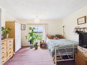 Bedroom- click for photo gallery